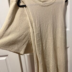Elegant Cream Sleeveless Sweater Set